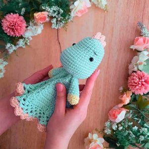 Manta de apego Dinosaurio amigurumi para bebé