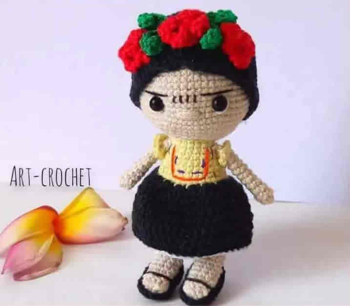 DIY Frida Kahlo llavero amigurumi