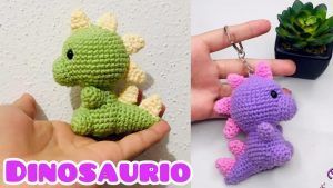 Llavero Dinosaurio amigurumi