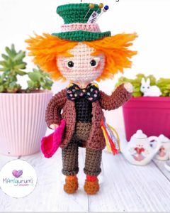Sombrerero Loca amigurumi