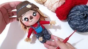 Espantapájaros amigurumi