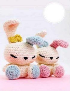 Conejito amigurumi dormilón