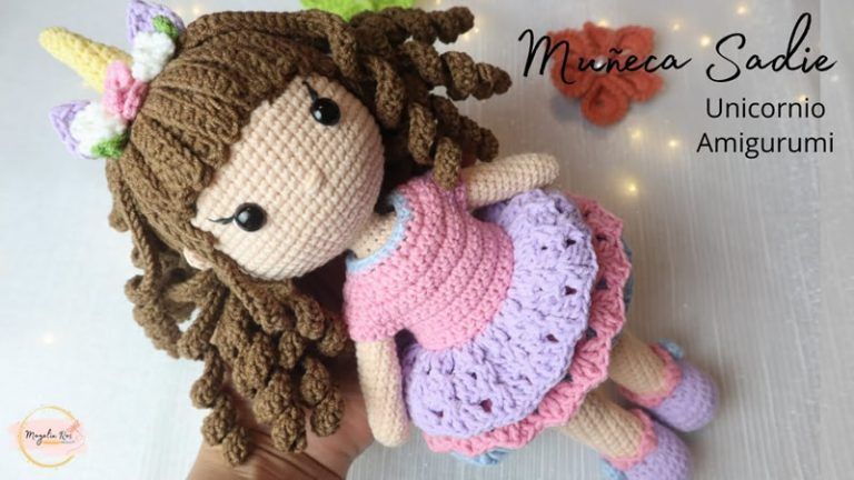 Muñeca Sadie Unicornio Amigurumi