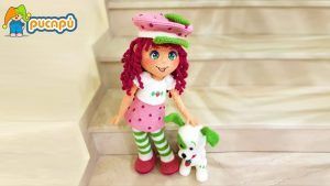 Niña de Fresa en amigurumi