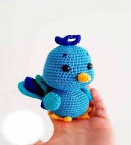 Mini Pavo real amigurumi